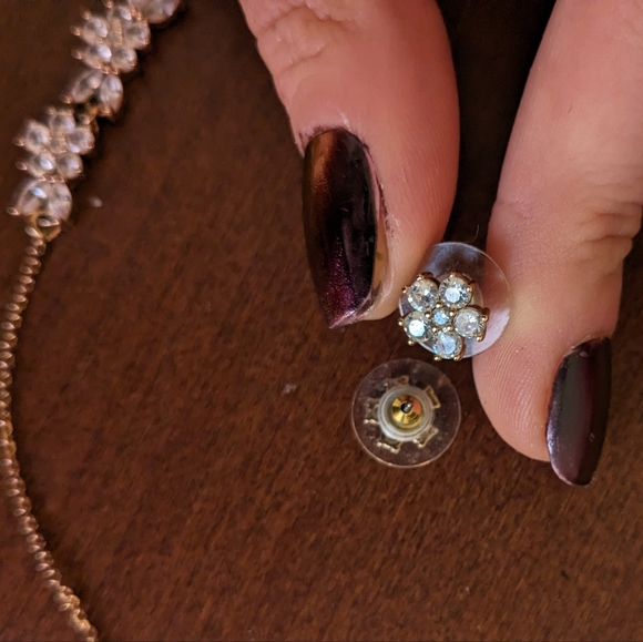 Kate Spade Gardenia Necklace + Earring set - Picture 5 of 5